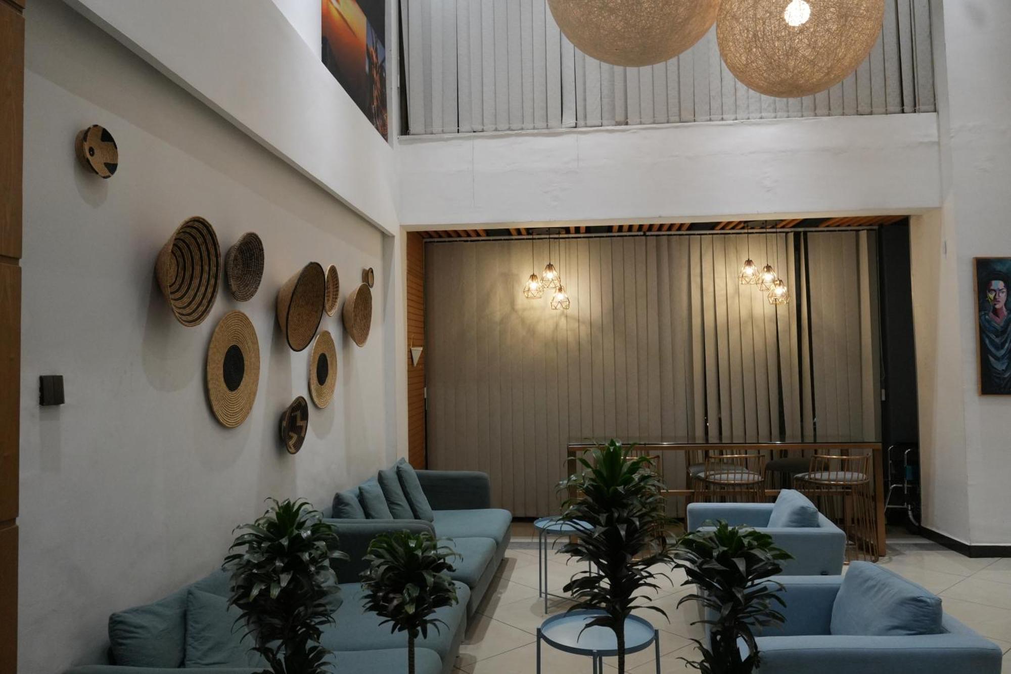 Mazeki Addis Boutique Hotel Bagian luar foto