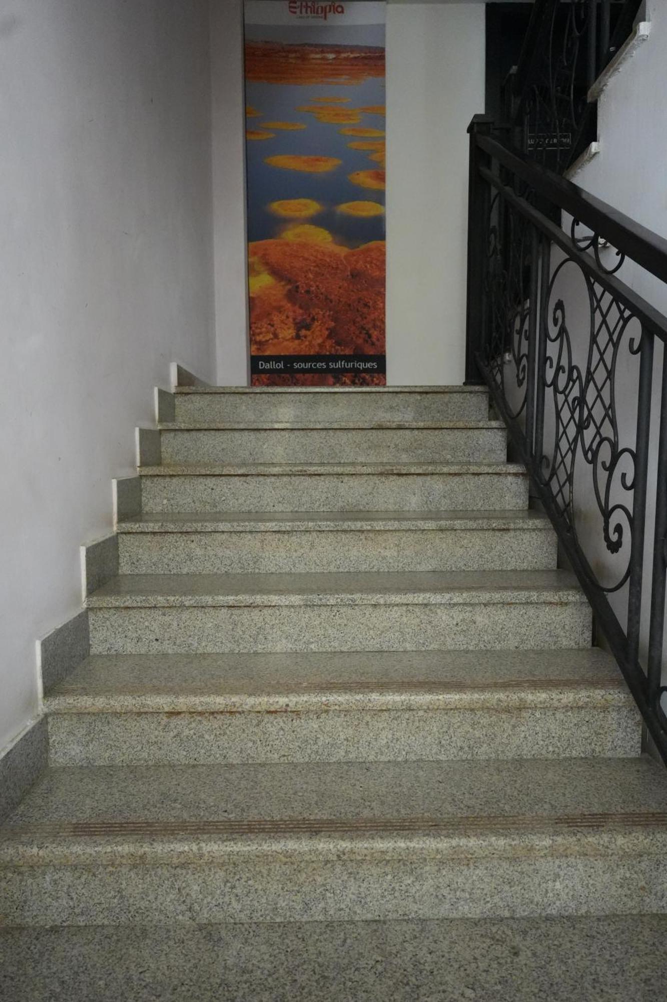 Mazeki Addis Boutique Hotel Bagian luar foto