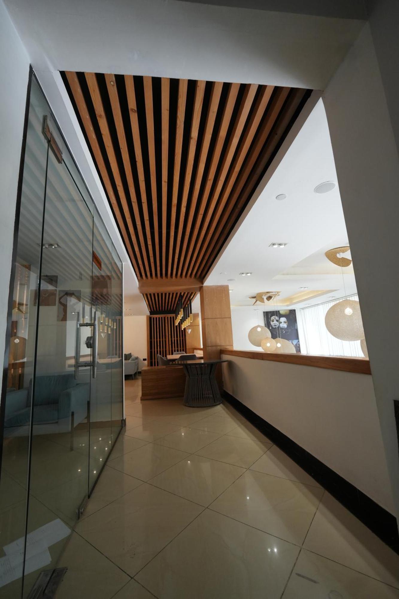 Mazeki Addis Boutique Hotel Bagian luar foto