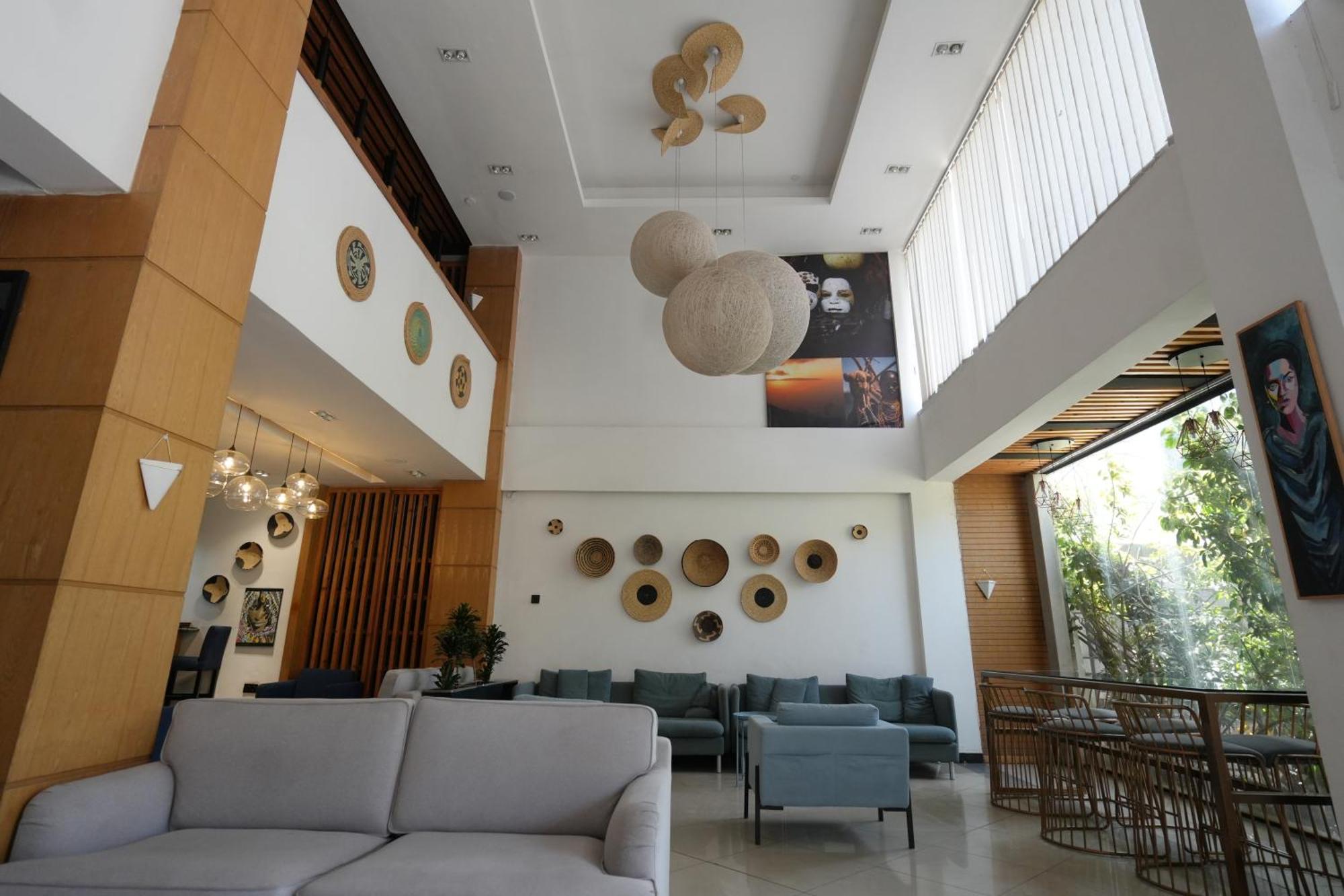 Mazeki Addis Boutique Hotel Bagian luar foto
