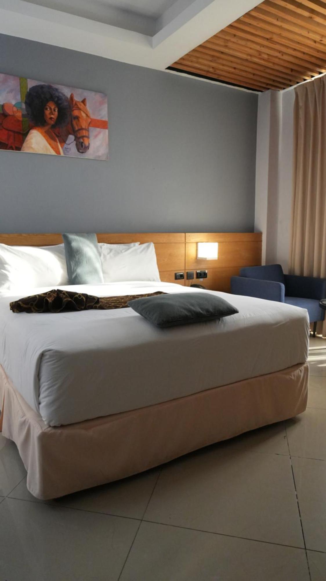 Mazeki Addis Boutique Hotel Bagian luar foto